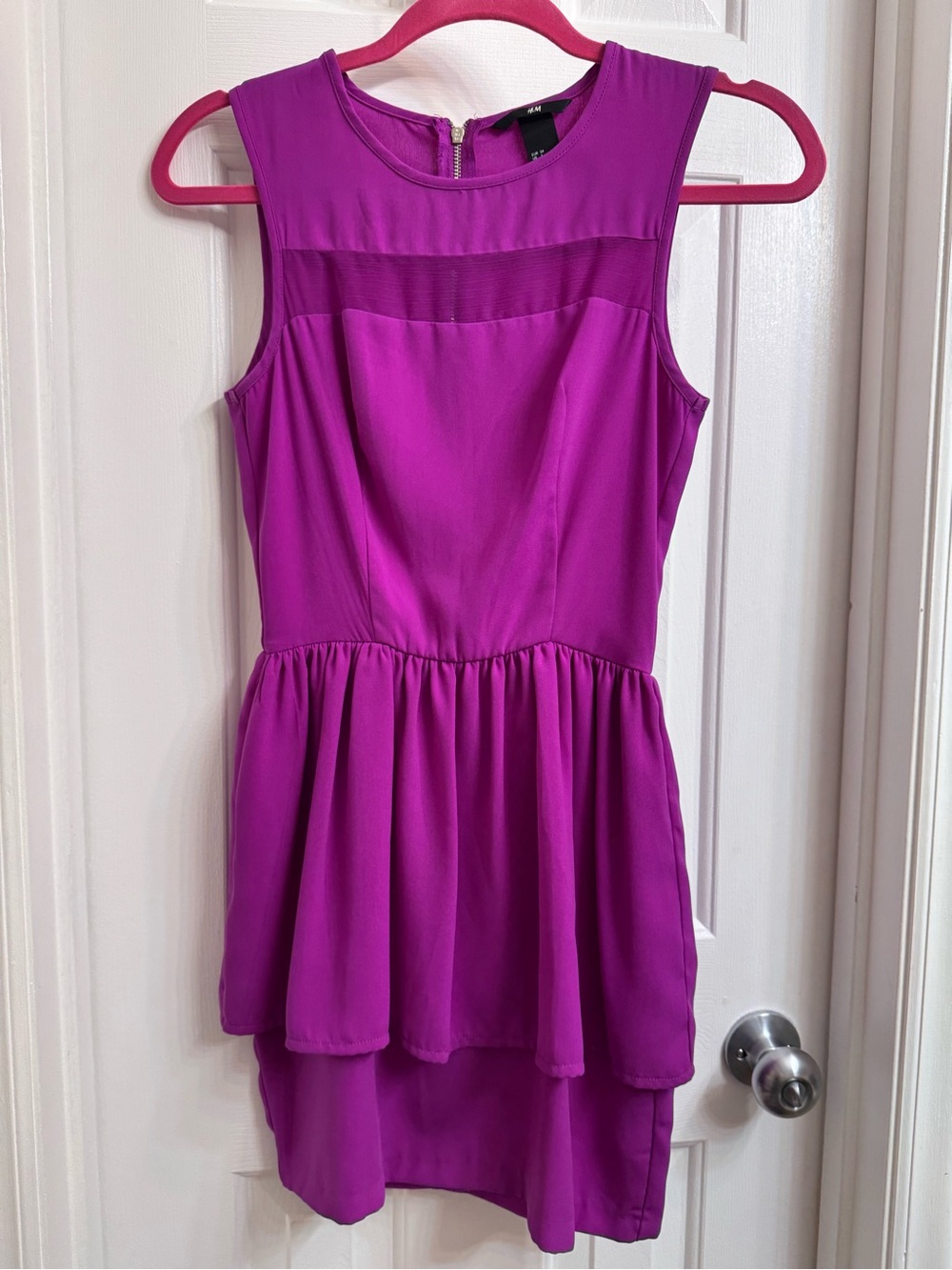 H&M Women’s Magenta Sleeveless Peplum Dress, Size 4